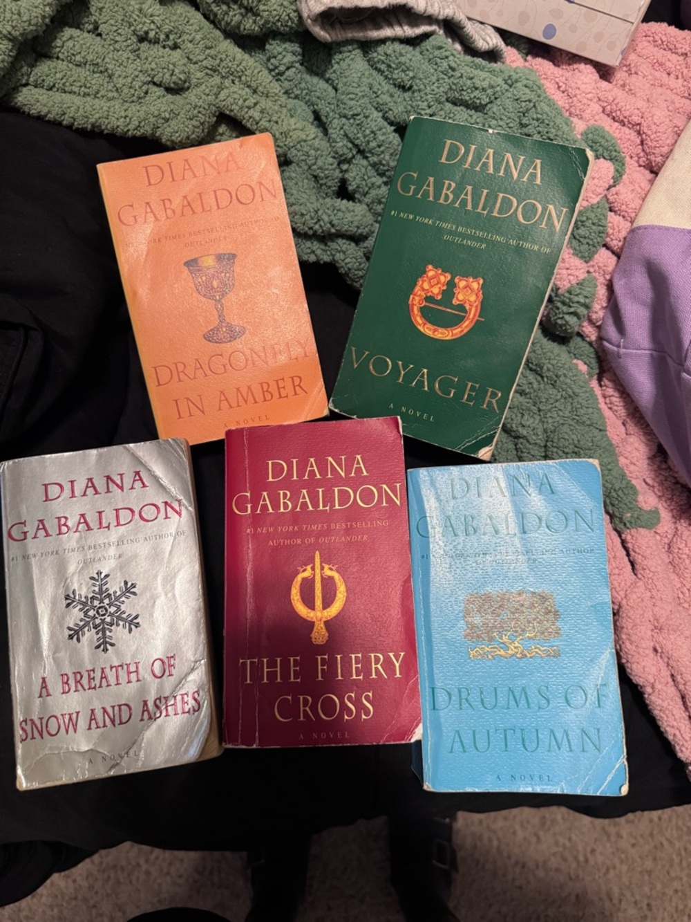 Diana Gabaldon Paperback Book Lot -  Outlander Series Multicolor Covers